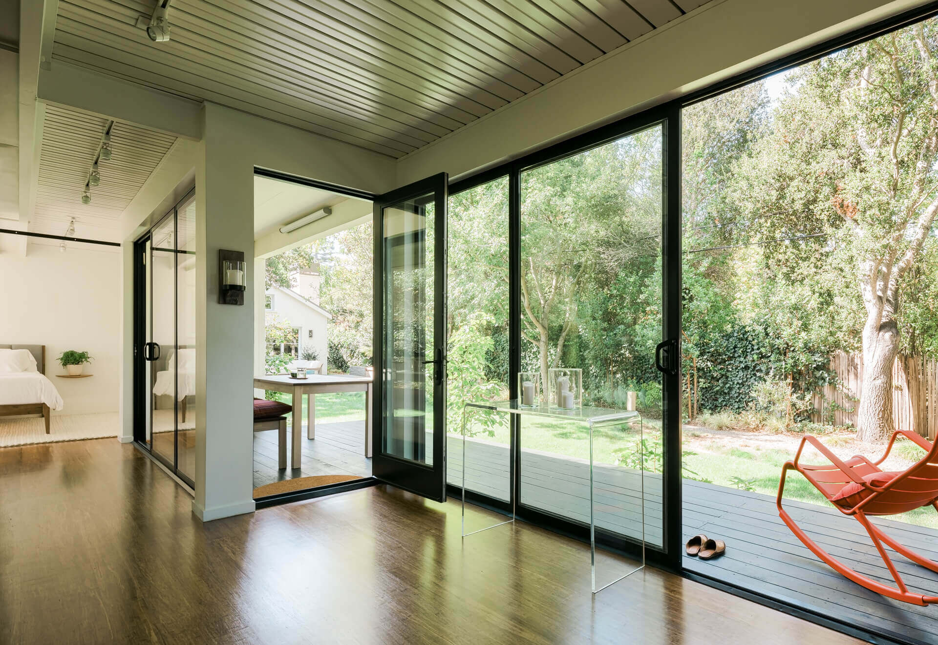 CONNECT TWO thumbnail 4