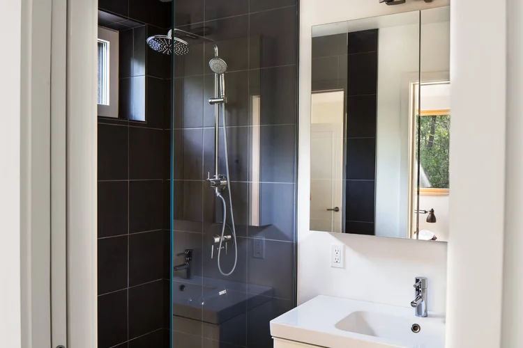 1600 MODEL thumbnail 5