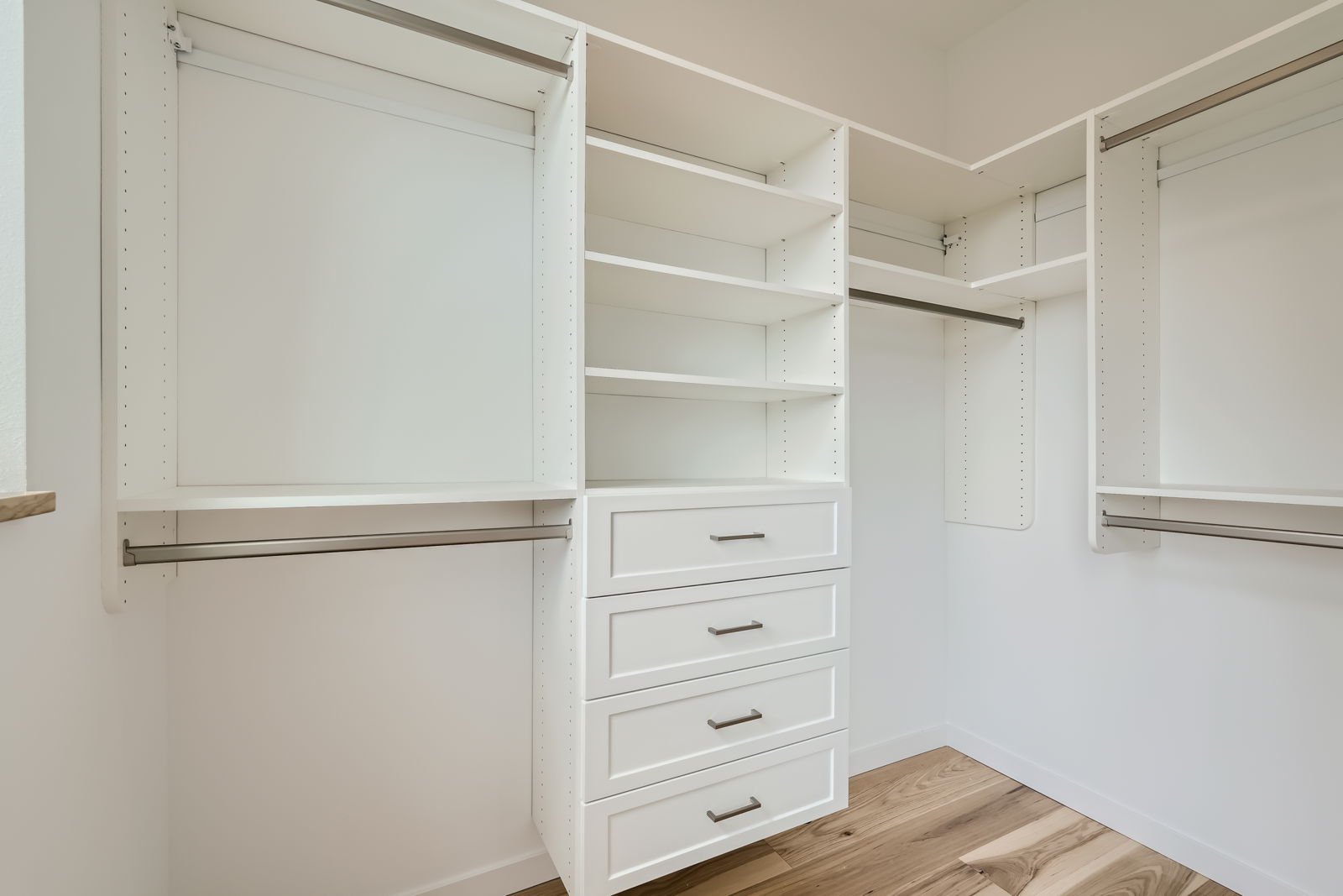 515 Howe St Seattle thumbnail 10