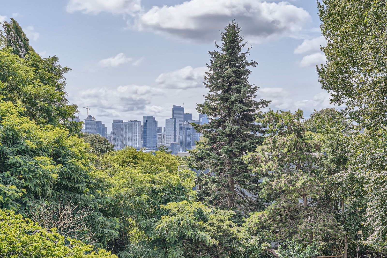 515 Howe St Seattle thumbnail 13