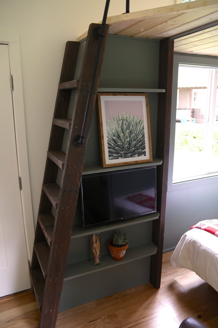 ASPEN CABIN thumbnail 5