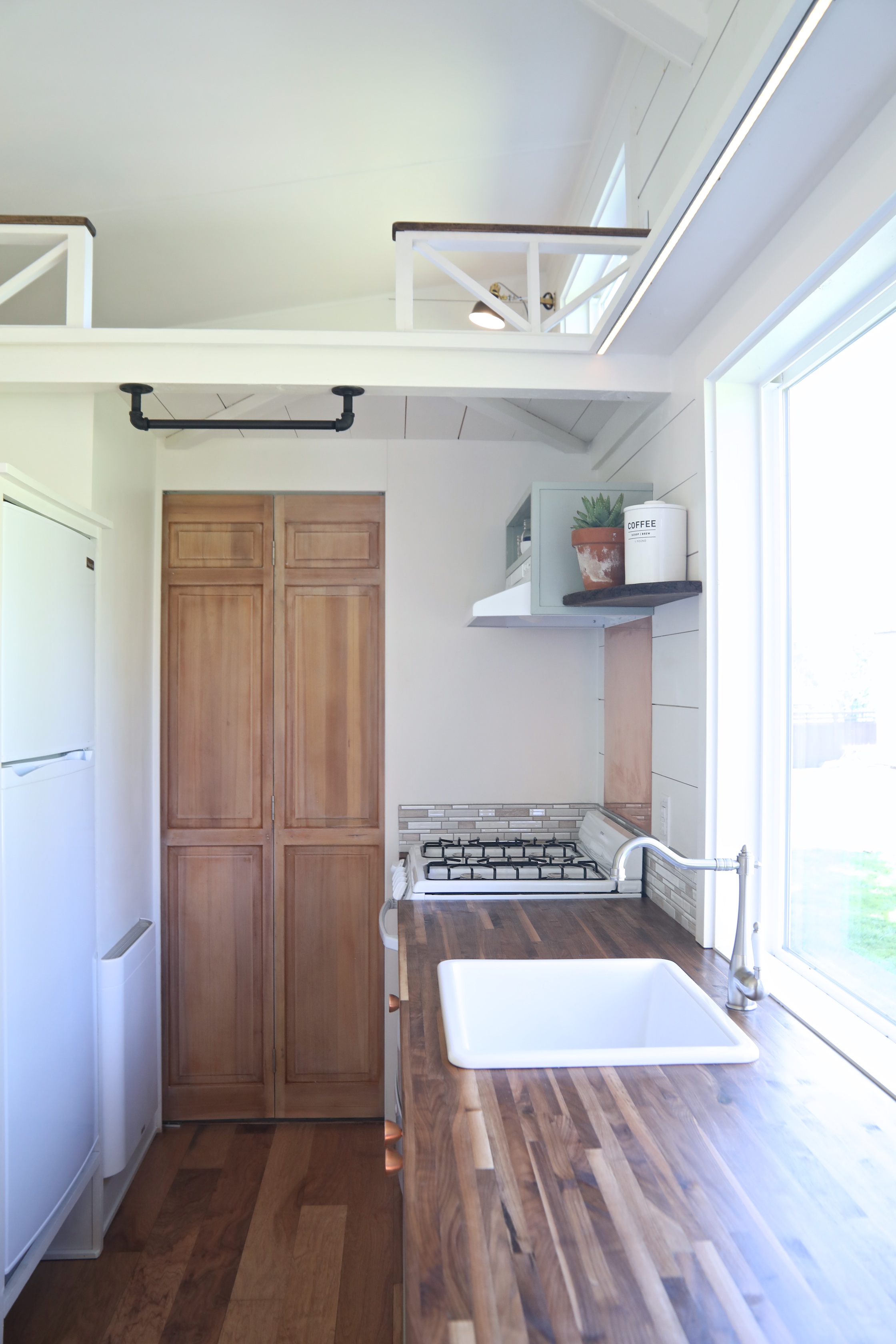 HOMESTEADER thumbnail 9