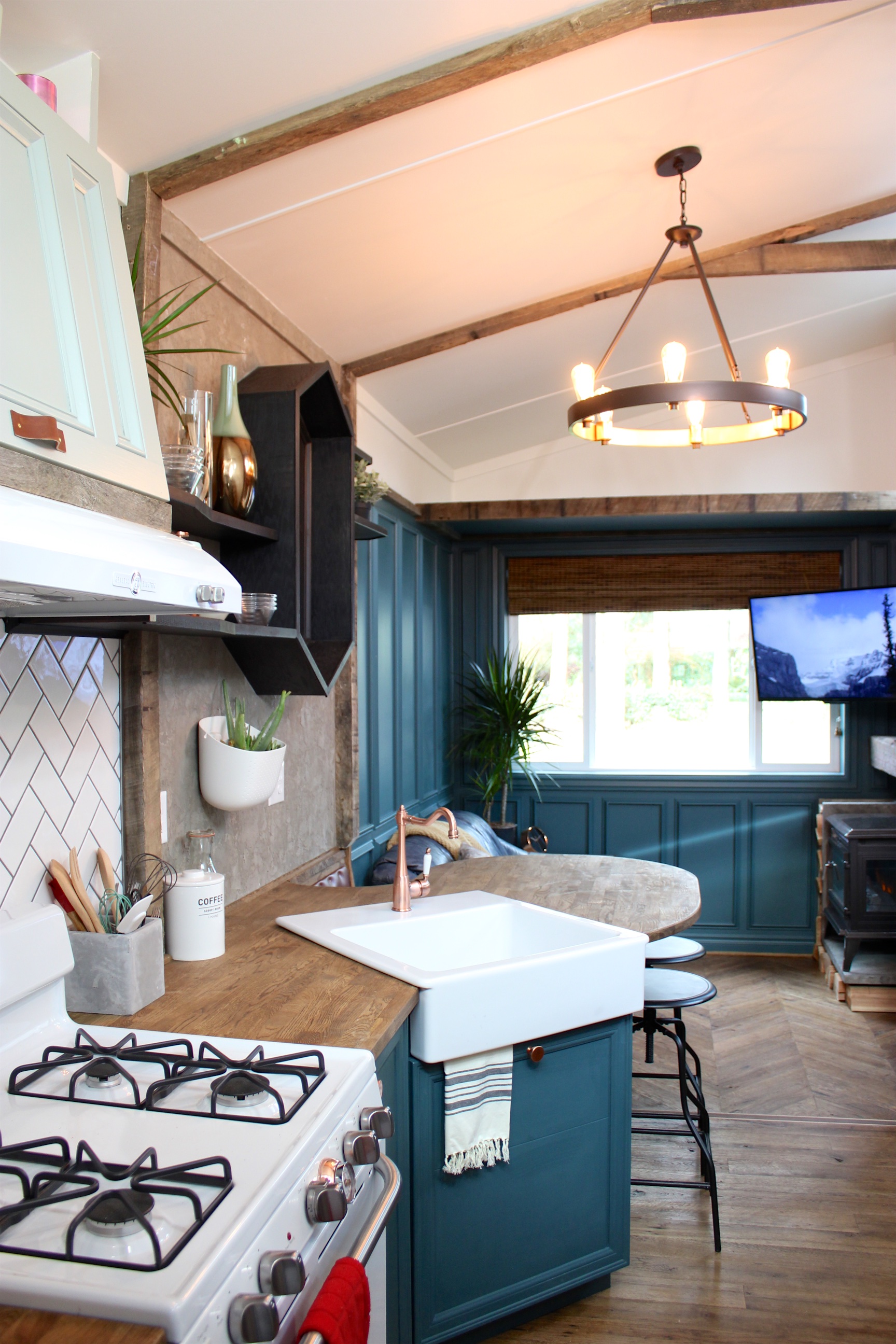 URBAN CRAFTSMAN thumbnail 4