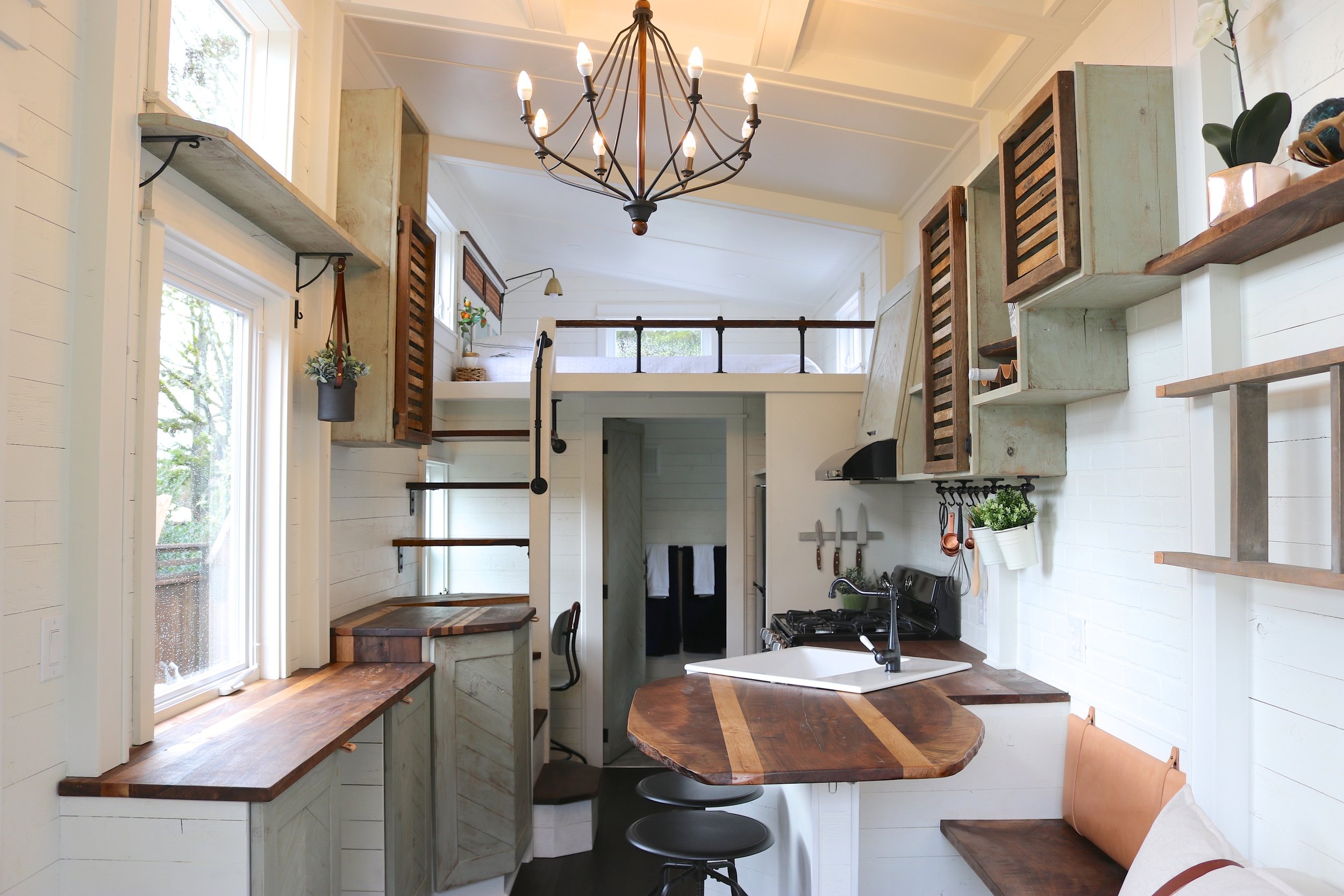 WRITERS RETREAT thumbnail 11