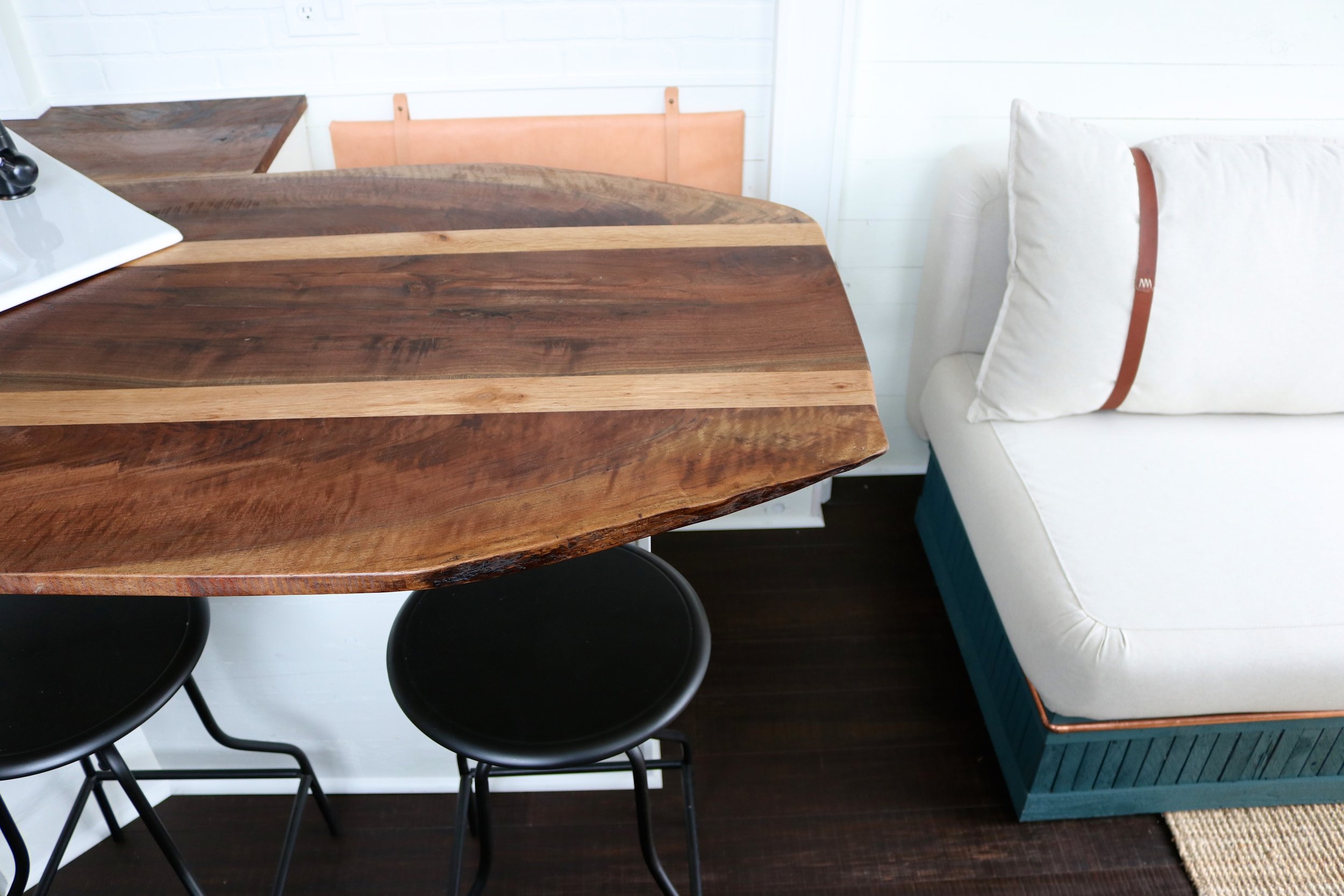 WRITERS RETREAT thumbnail 24