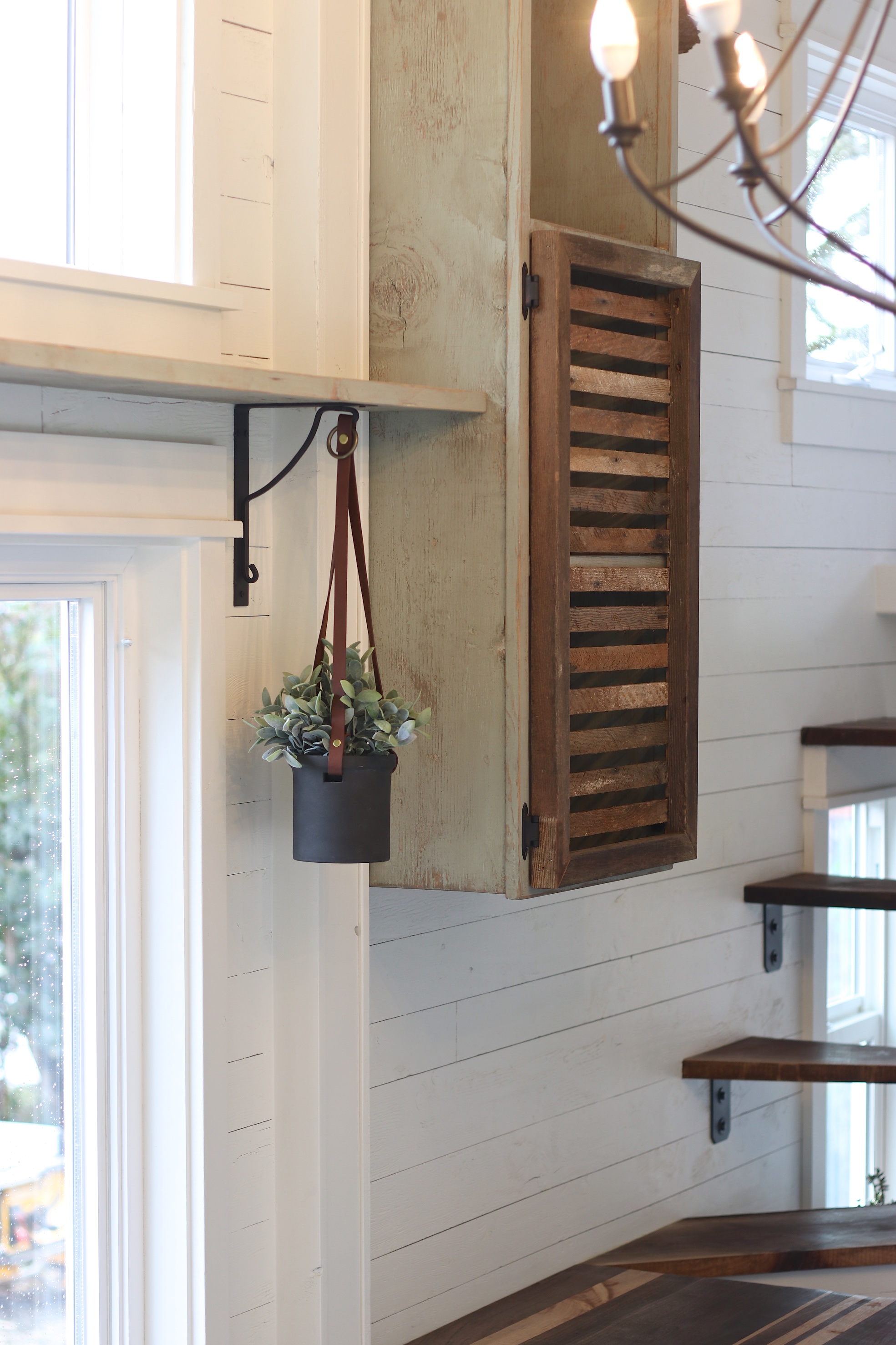 WRITERS RETREAT thumbnail 3