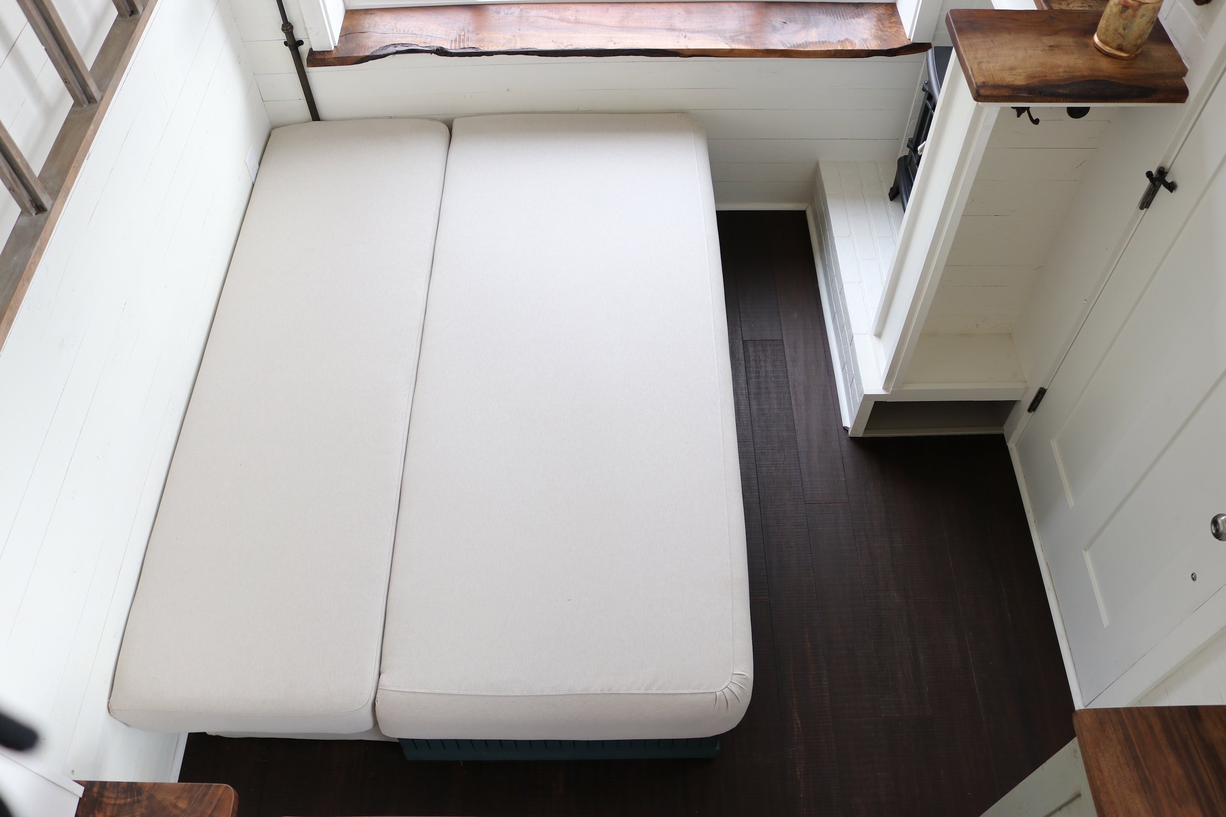 WRITERS RETREAT thumbnail 30