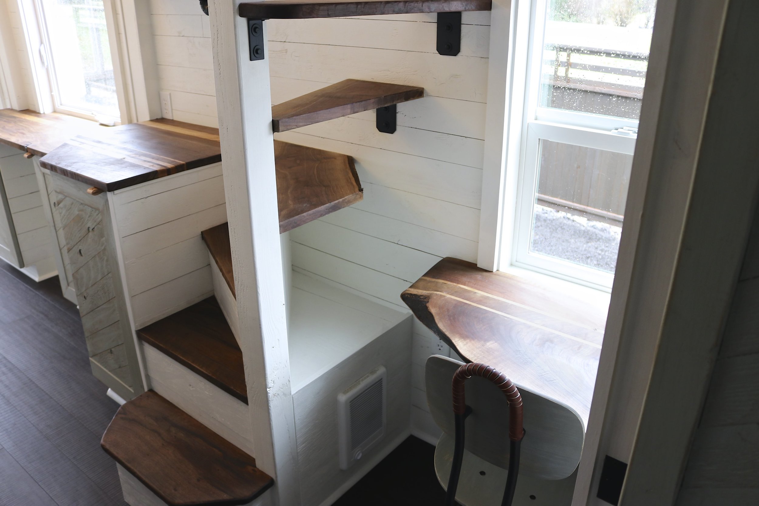 WRITERS RETREAT thumbnail 45