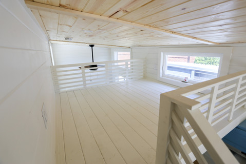 MONTROSE thumbnail 7