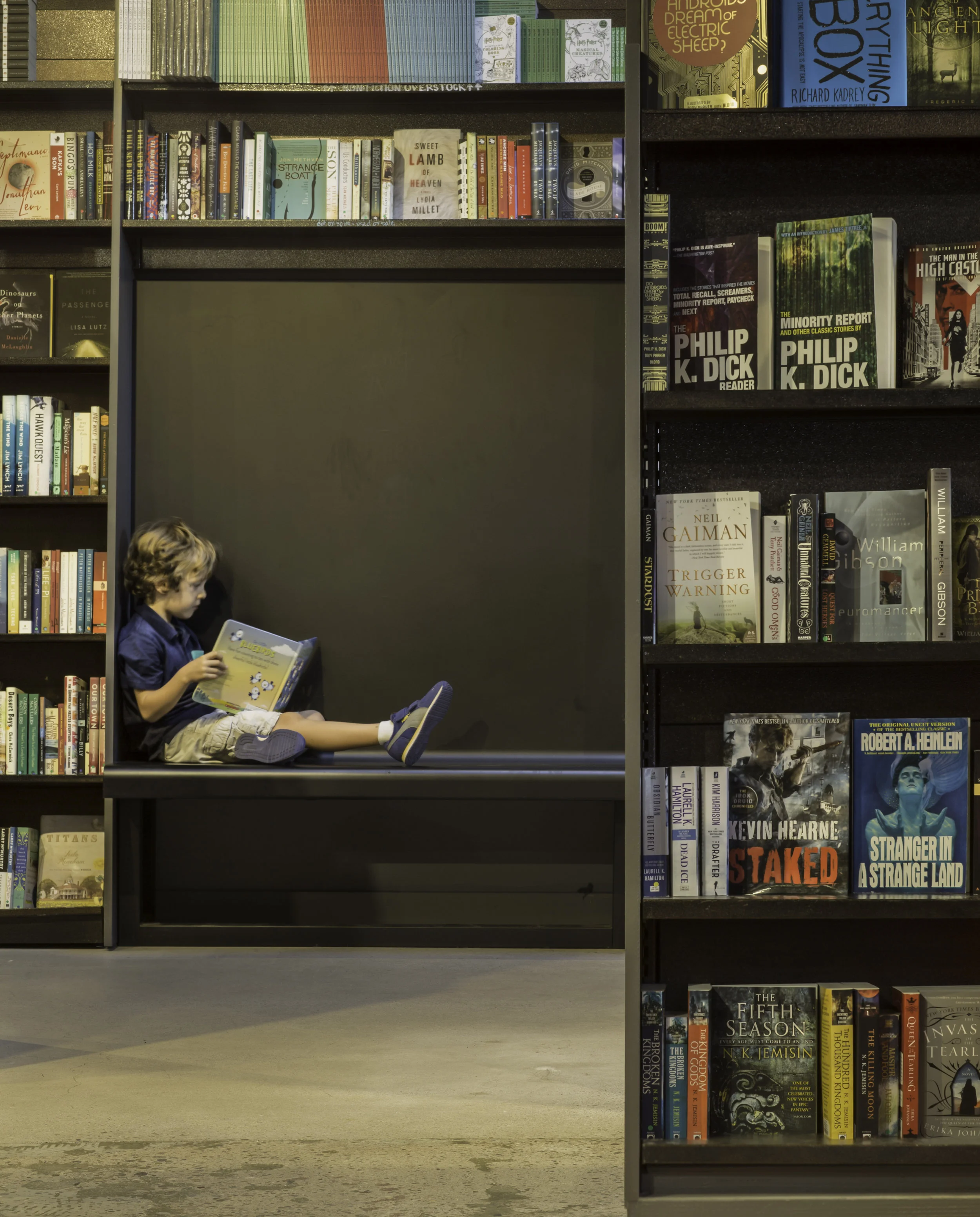 CHANGING HANDS BOOK STORE thumbnail 2