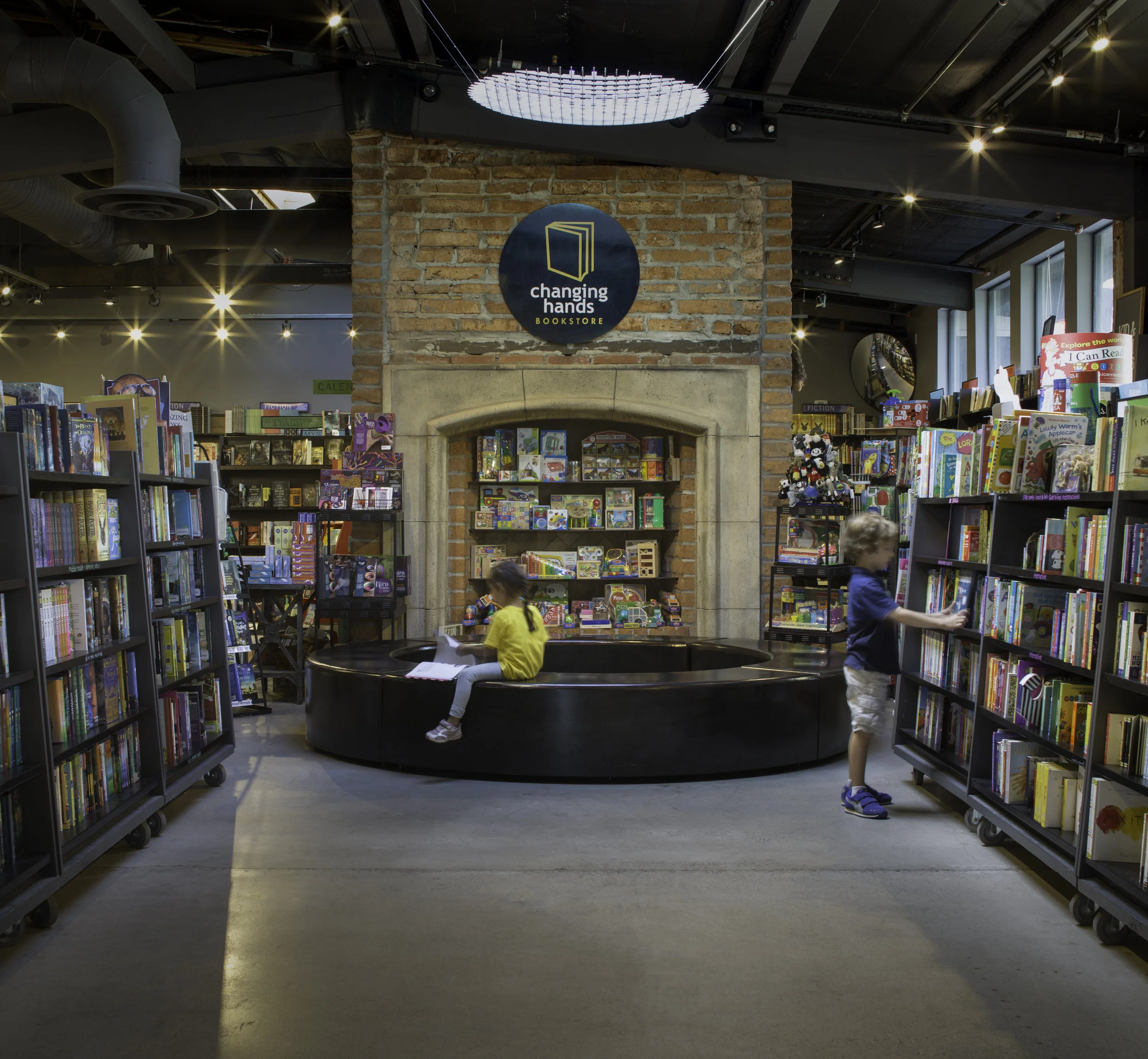 CHANGING HANDS BOOK STORE thumbnail 4