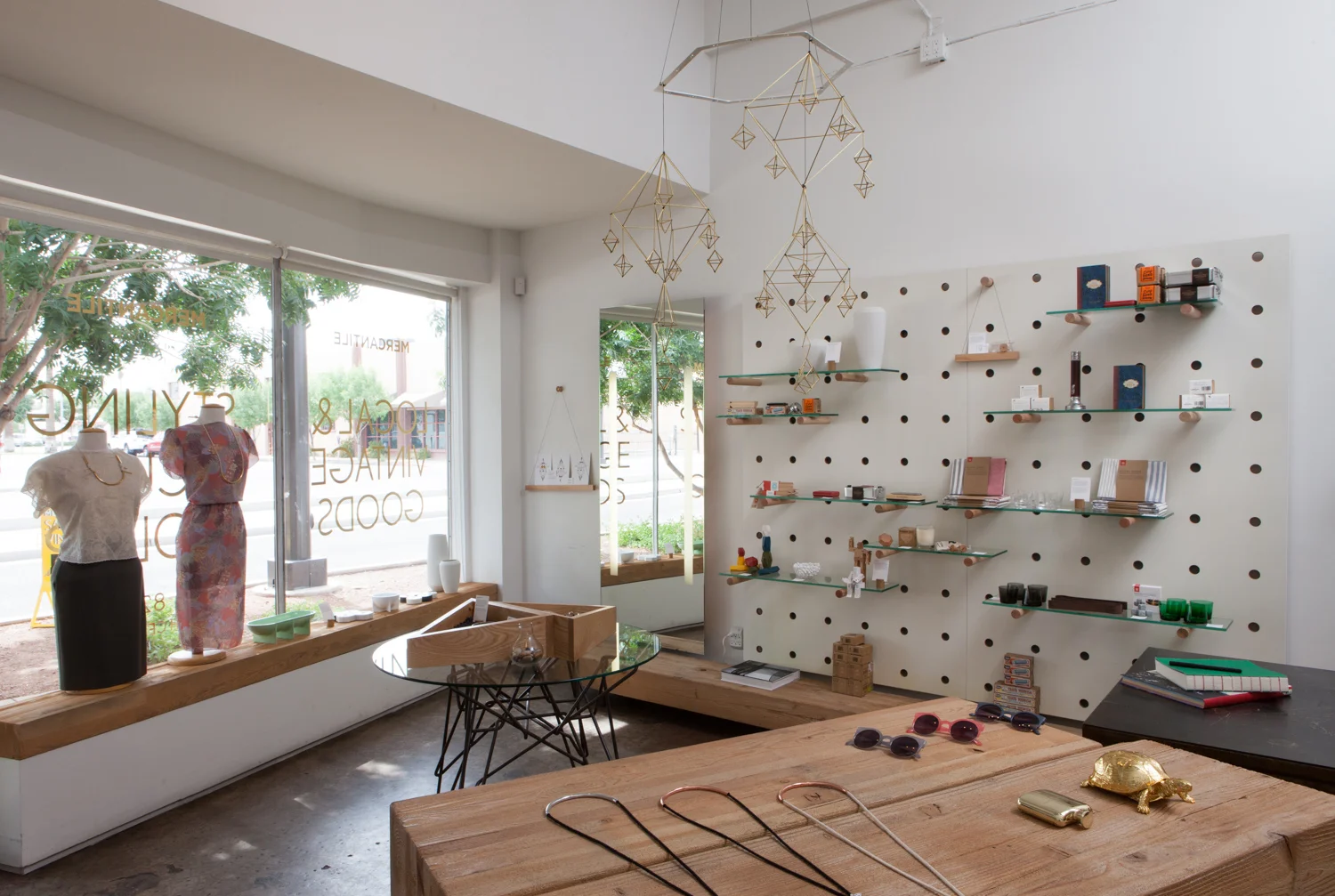 MERCANTILE thumbnail 2