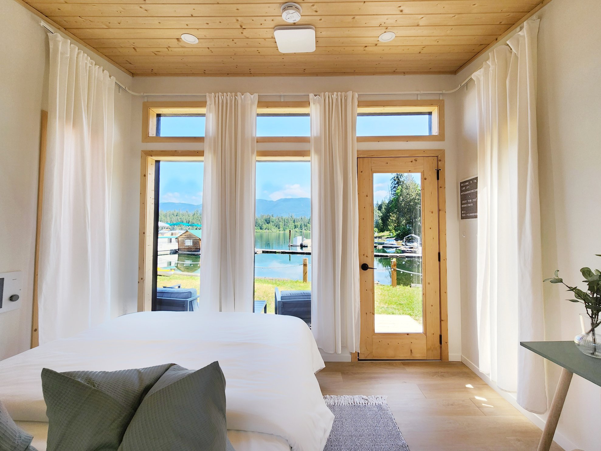 The Cedar thumbnail 15