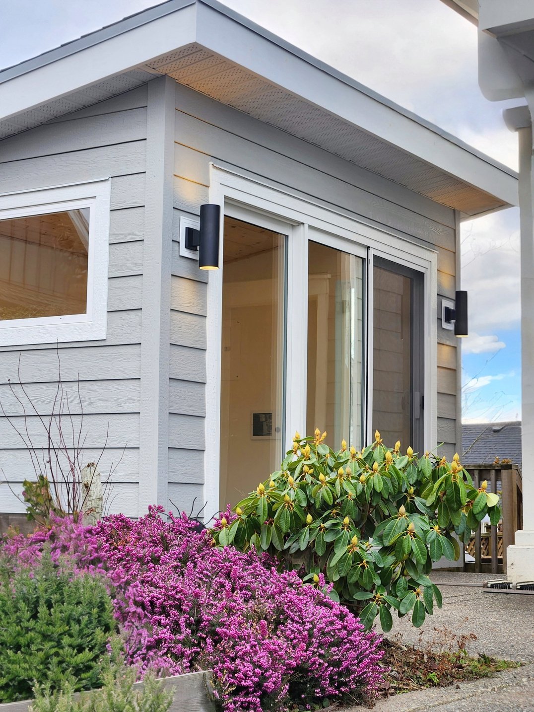 The Cedar thumbnail 25