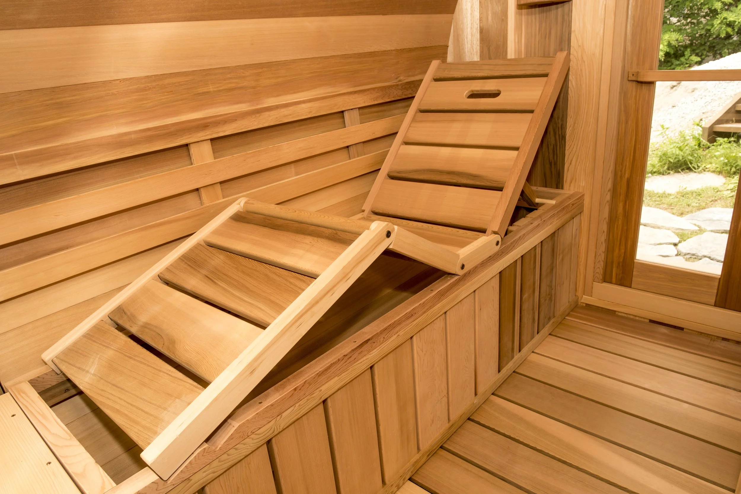 8’ Red Cedar panoramic Barrel Sauna thumbnail 6