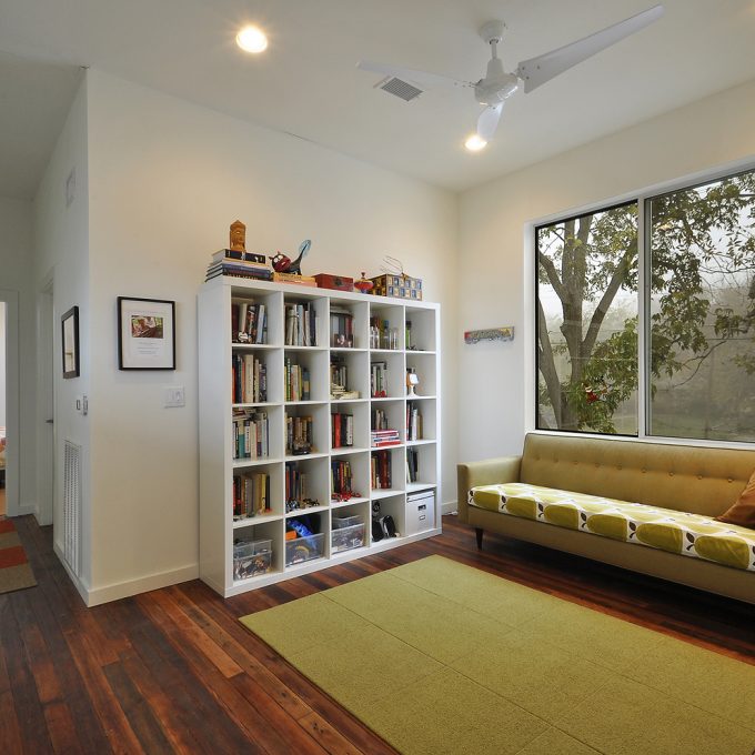 Blue Crest thumbnail 8