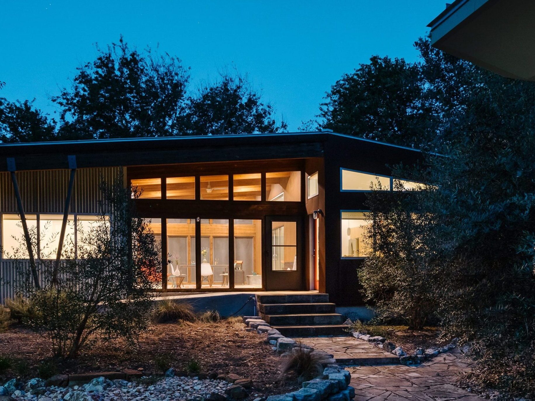 Dogtrot by Ma Modular