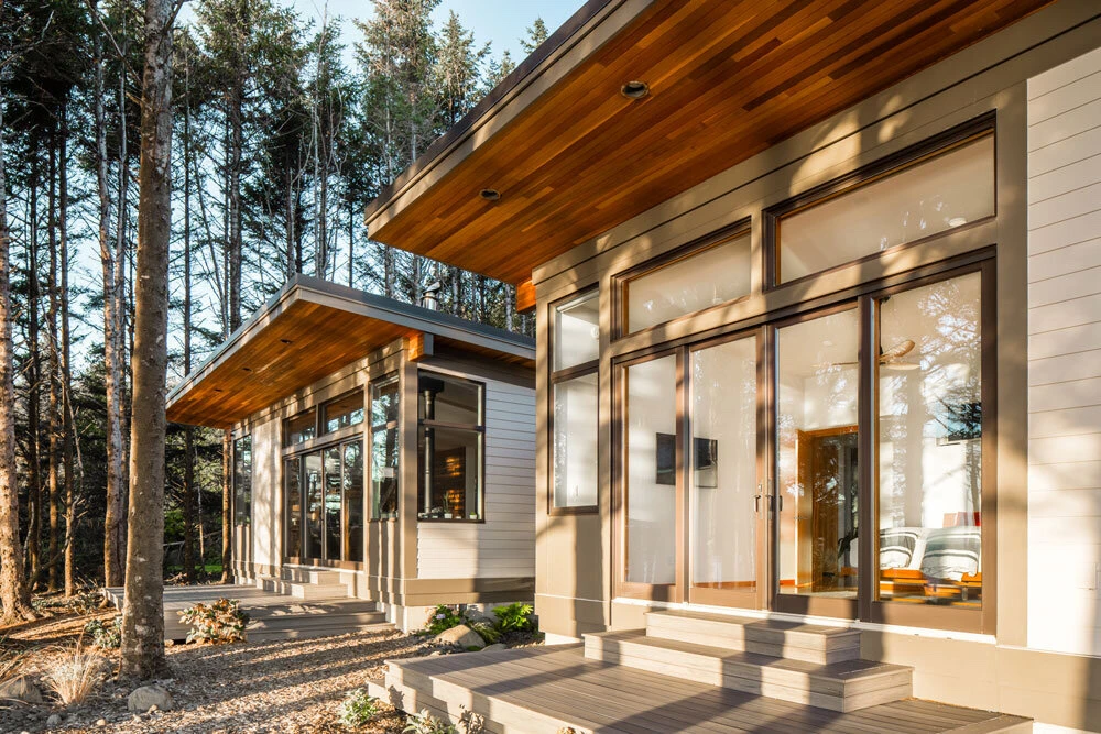 Coastal Cabin thumbnail 2