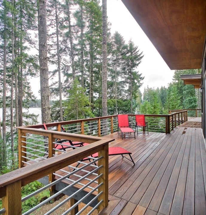 Spencer Lake Cabin thumbnail 2