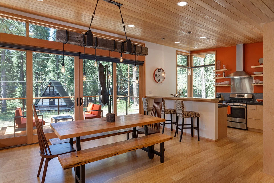 Tahoe Cabin thumbnail 4