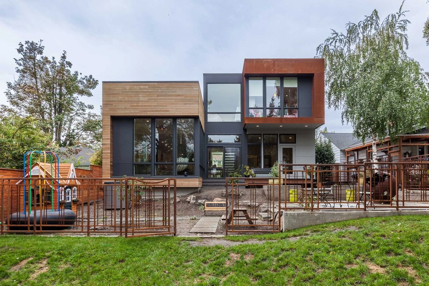 Seattle Element 3 by Method Homes