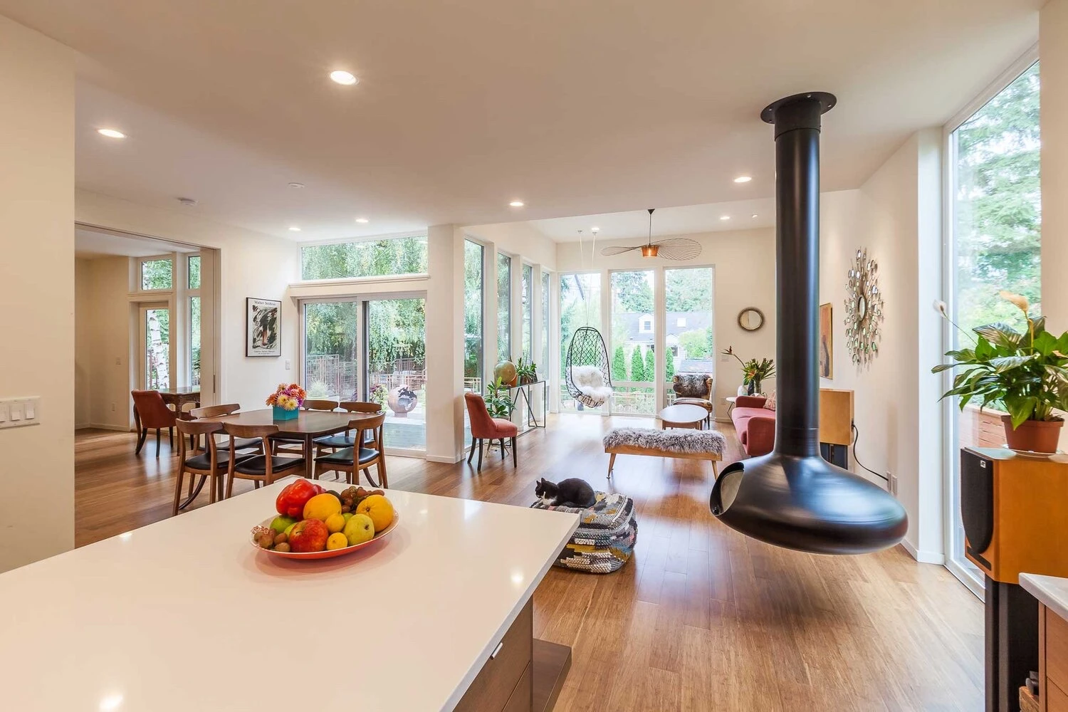 Seattle Element 3 thumbnail 2