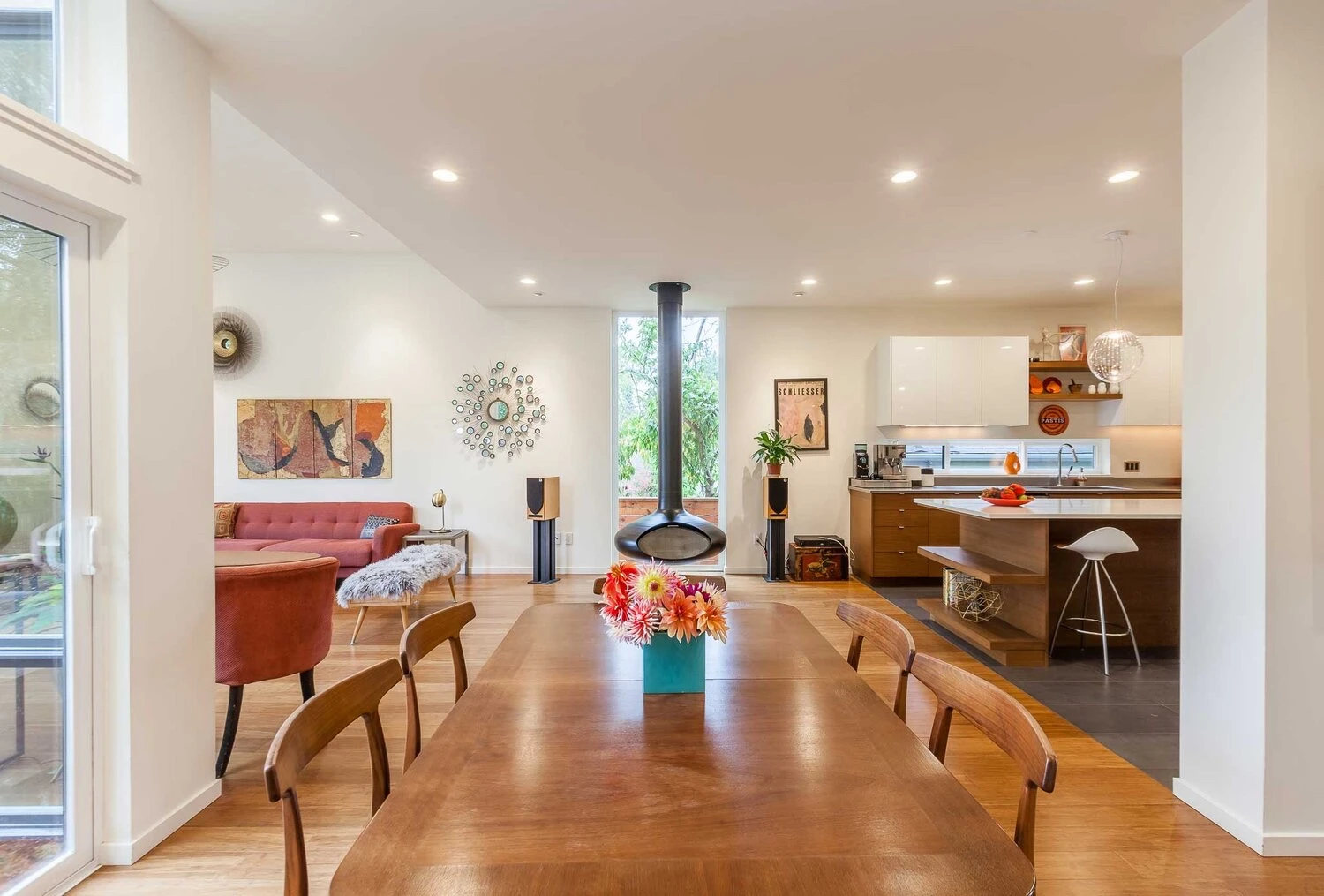 Seattle Element 3 thumbnail 3