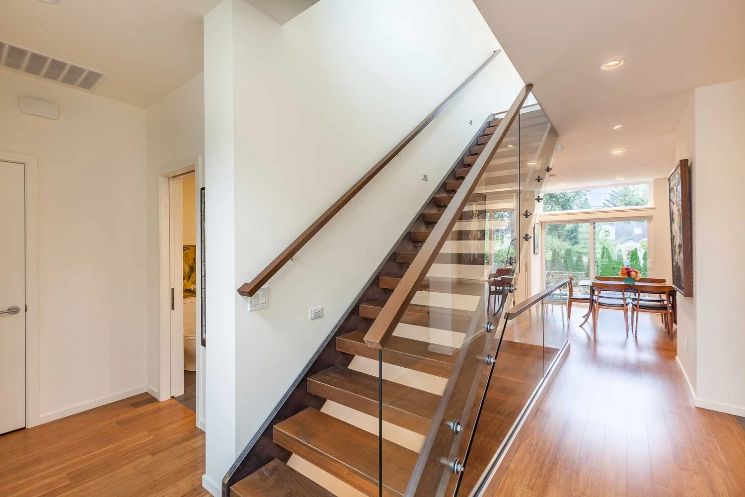 Seattle Element 3 thumbnail 6