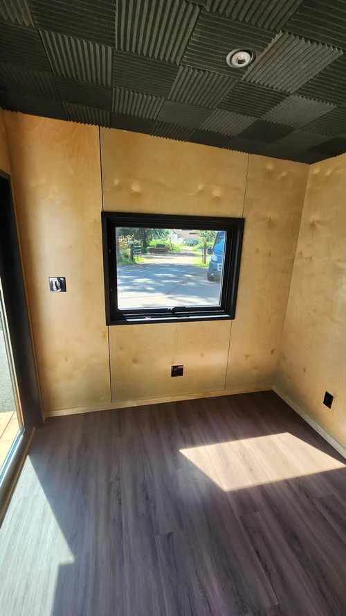 The Sixteen BnB thumbnail 23