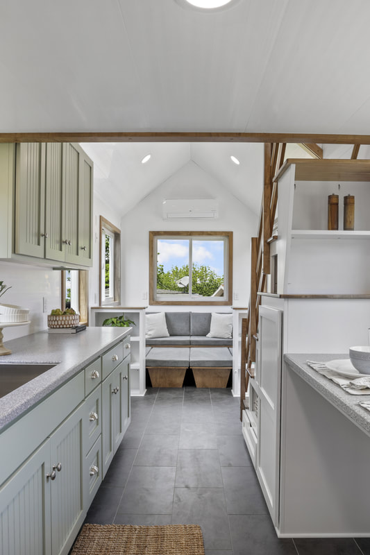 BUTTERCUP thumbnail 5