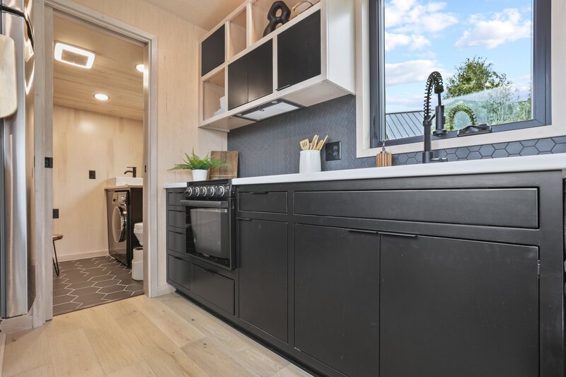 CATALINA thumbnail 11