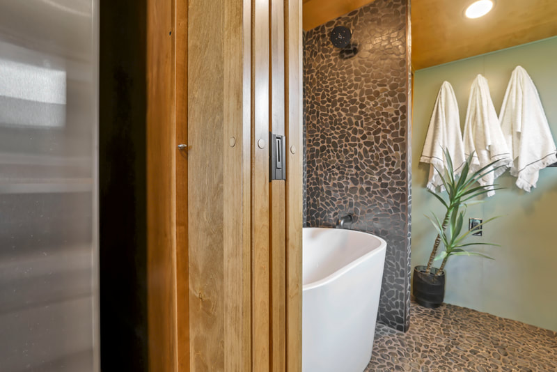 CATALINA thumbnail 114