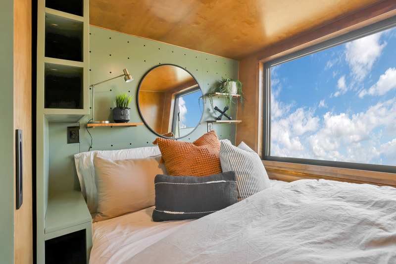 CATALINA thumbnail 27