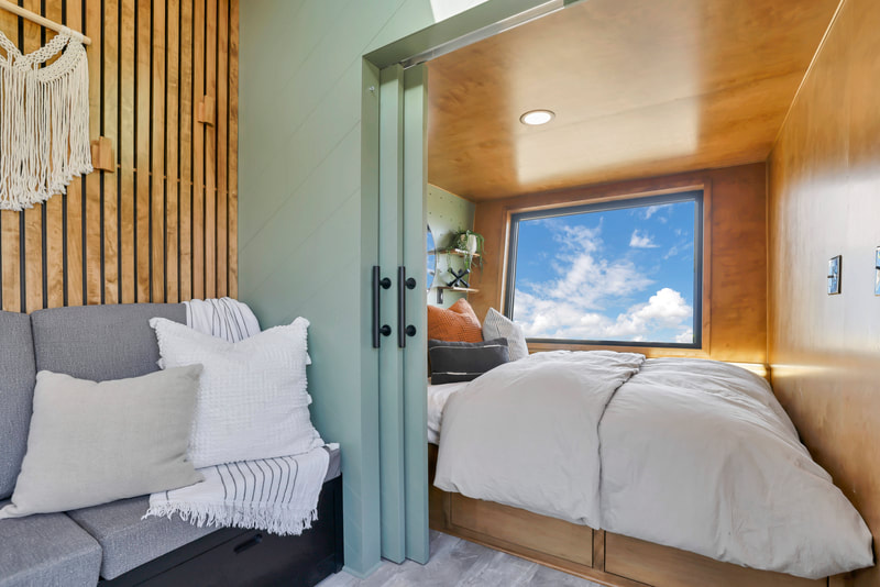 CATALINA thumbnail 40