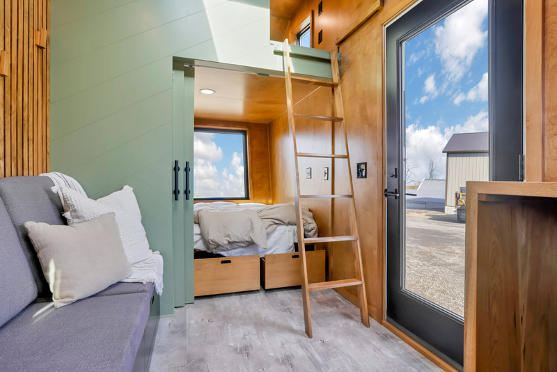 CATALINA thumbnail 44