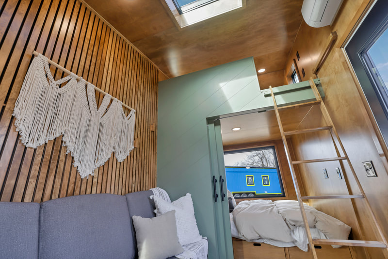 CATALINA thumbnail 47