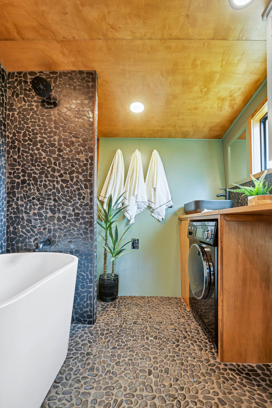 CATALINA thumbnail 73