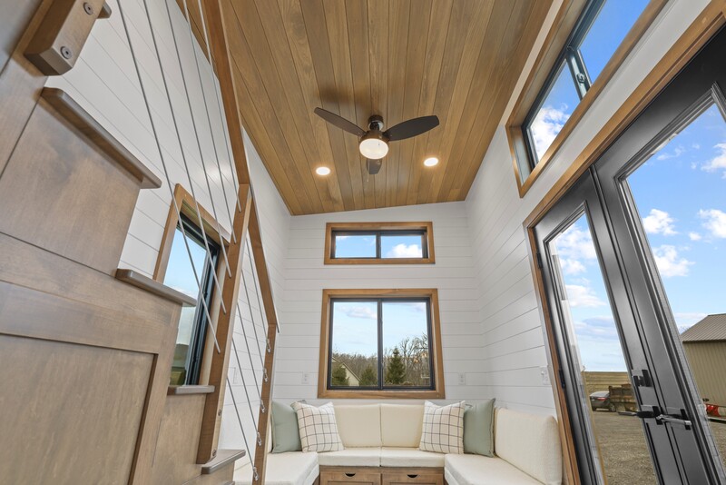 COASTAL MODERN thumbnail 22