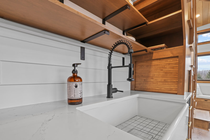 COASTAL MODERN thumbnail 23