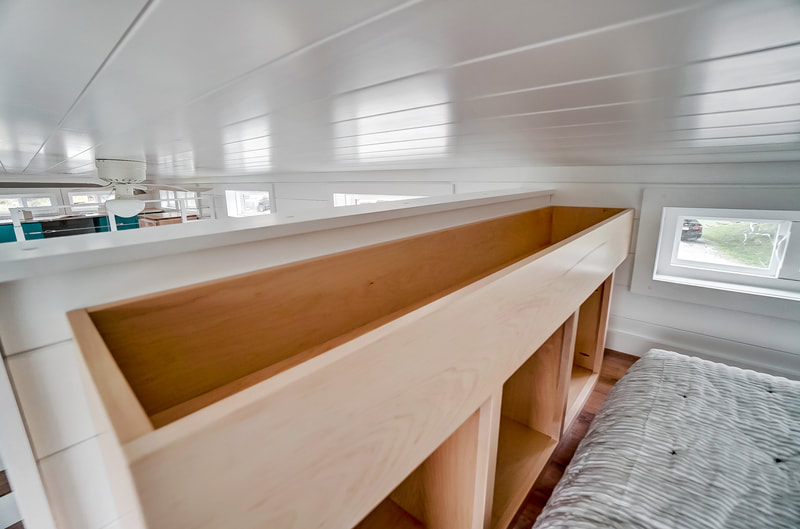 GALLAWAY thumbnail 8