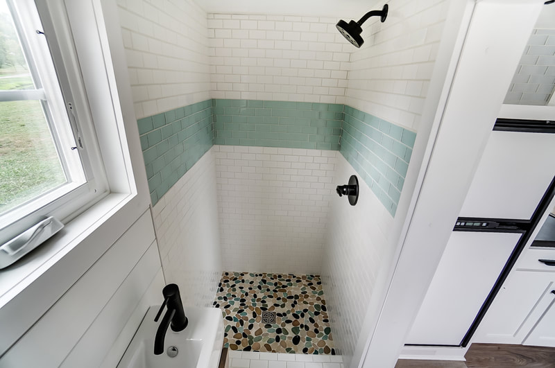 ONE PARTICULAR HARBOUR thumbnail 13