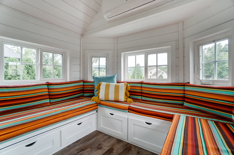 ONE PARTICULAR HARBOUR thumbnail 29