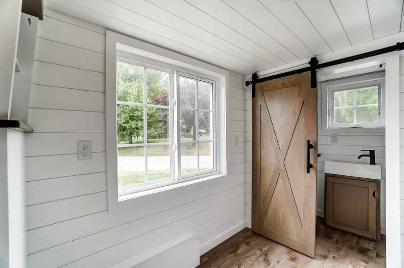 ONE PARTICULAR HARBOUR thumbnail 7