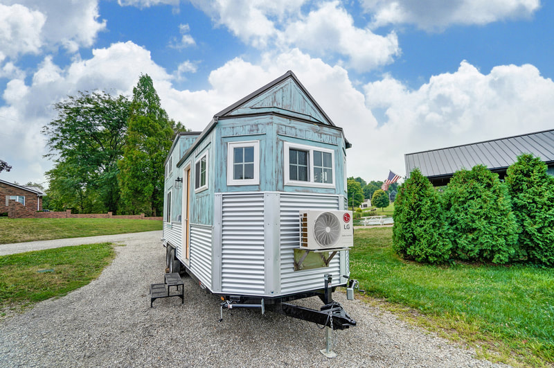 ONE PARTICULAR HARBOUR thumbnail 8