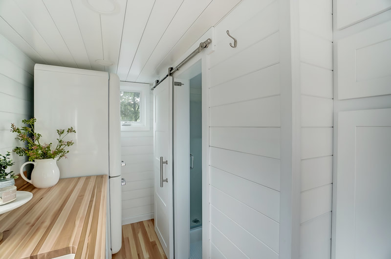 RAINIER thumbnail 44