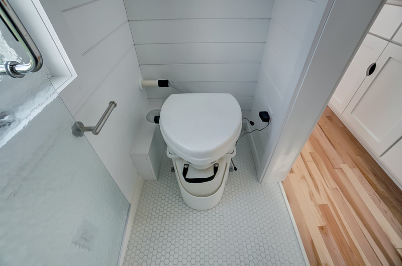 RAINIER thumbnail 51