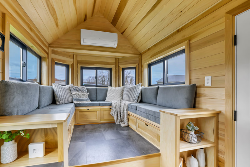 THE BOND thumbnail 12