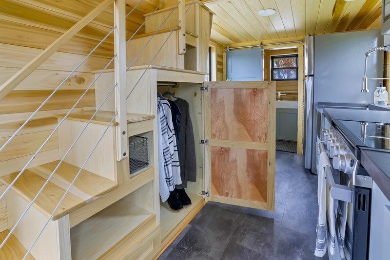 THE BOND thumbnail 23