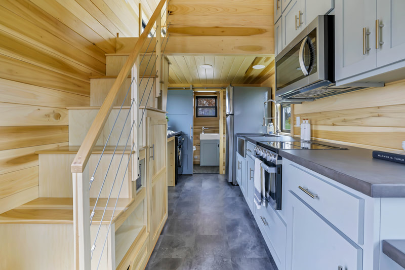 THE BOND thumbnail 25