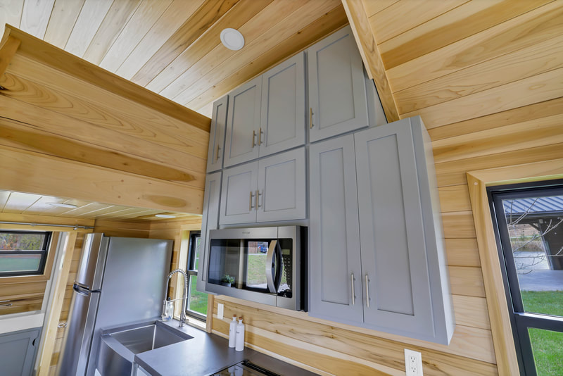 THE BOND thumbnail 27